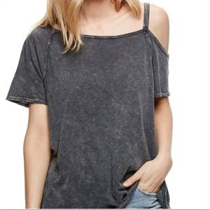 New Free People🌸 Coraline Cold Shoulder Tee
